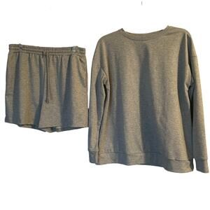 EUC Women's 2 Piece Gray Lounge Set Sweatshirt/Shorts Drawstring Size Large